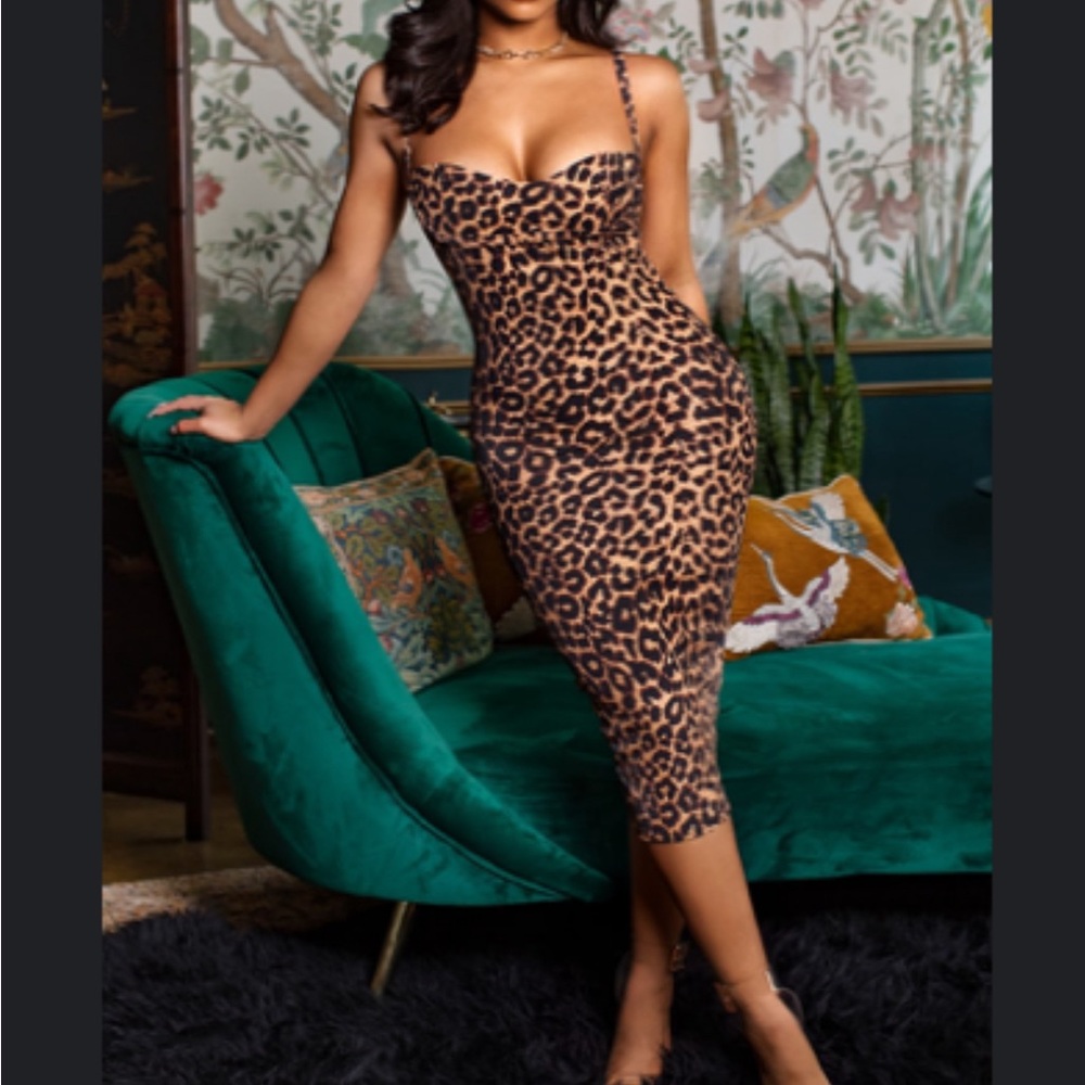 Leopard midi dress